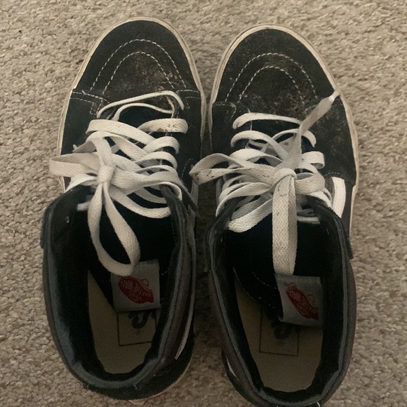 Vans - Picture 2 of 2